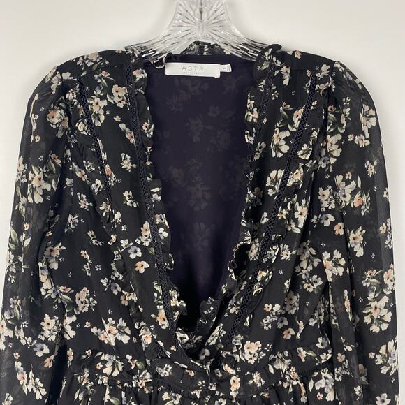 ASTR The Label Ditsy Floral Chiffon Faux Wrap Sheer Sleeve Womens Size Small - Picture 4 of 13